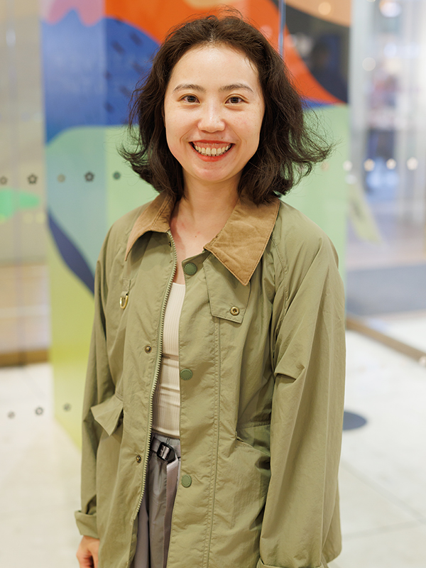 Ms.Yang