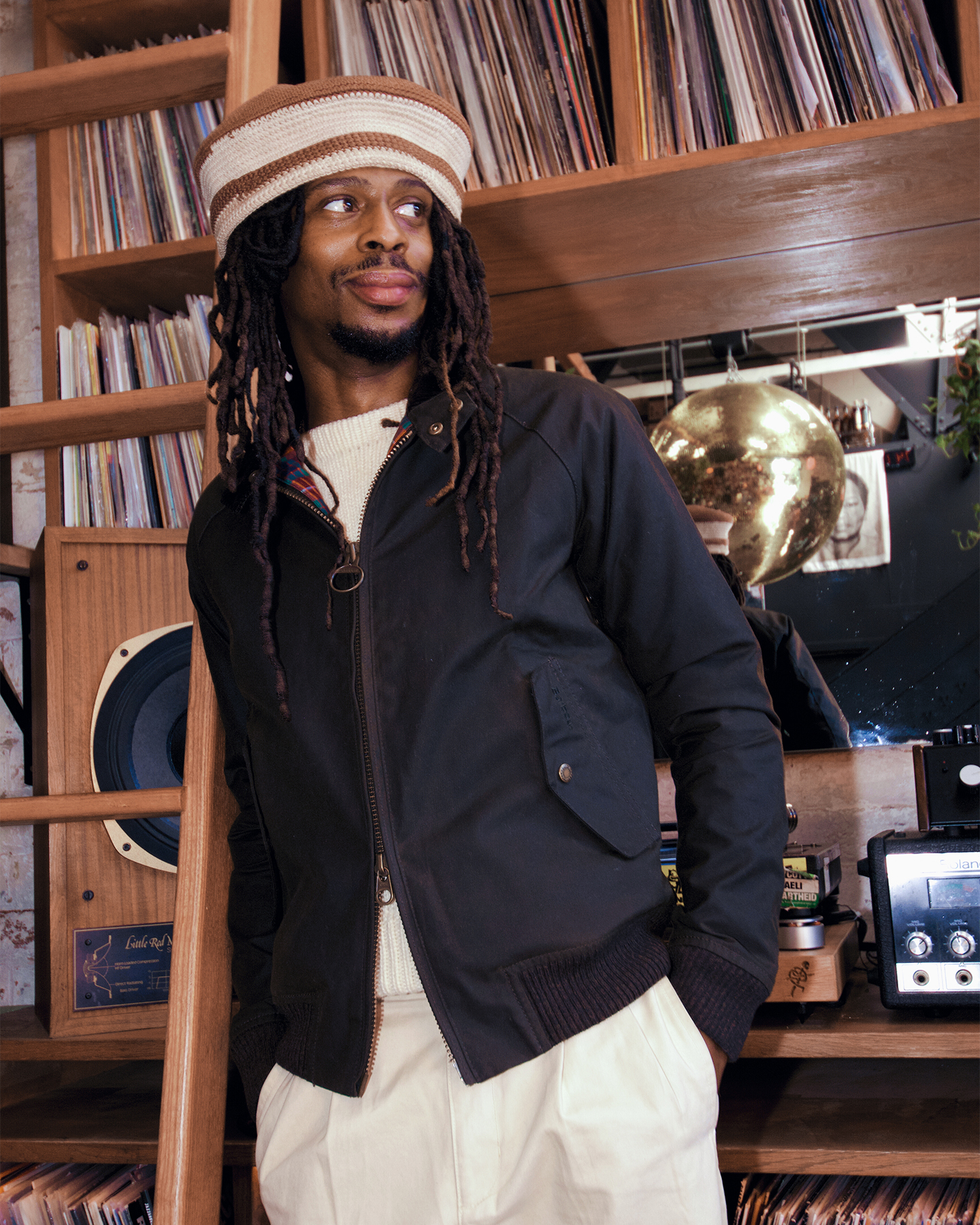 Baracuta Porton Wax Jacketを着用した男性