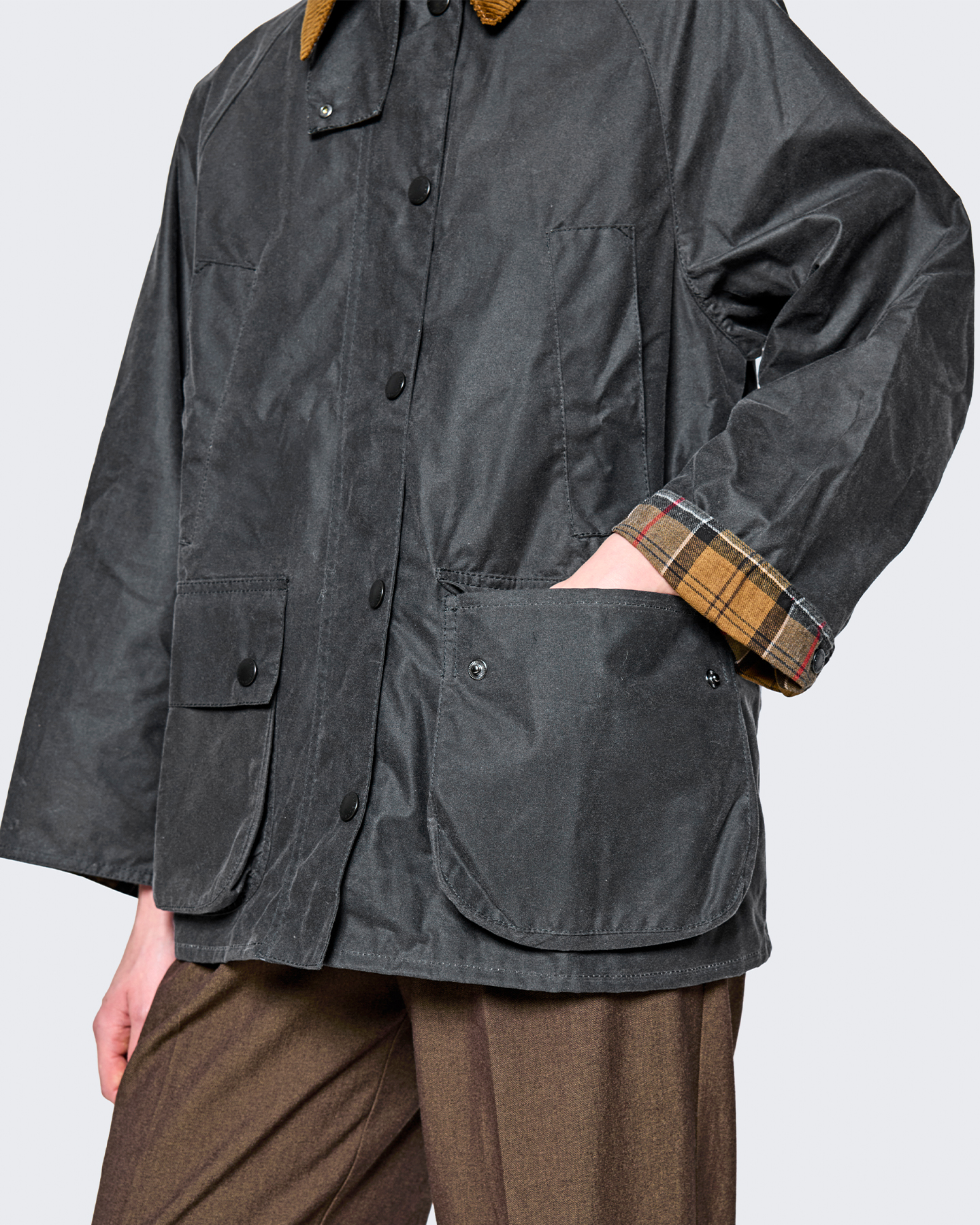 bedaleを着用した女性