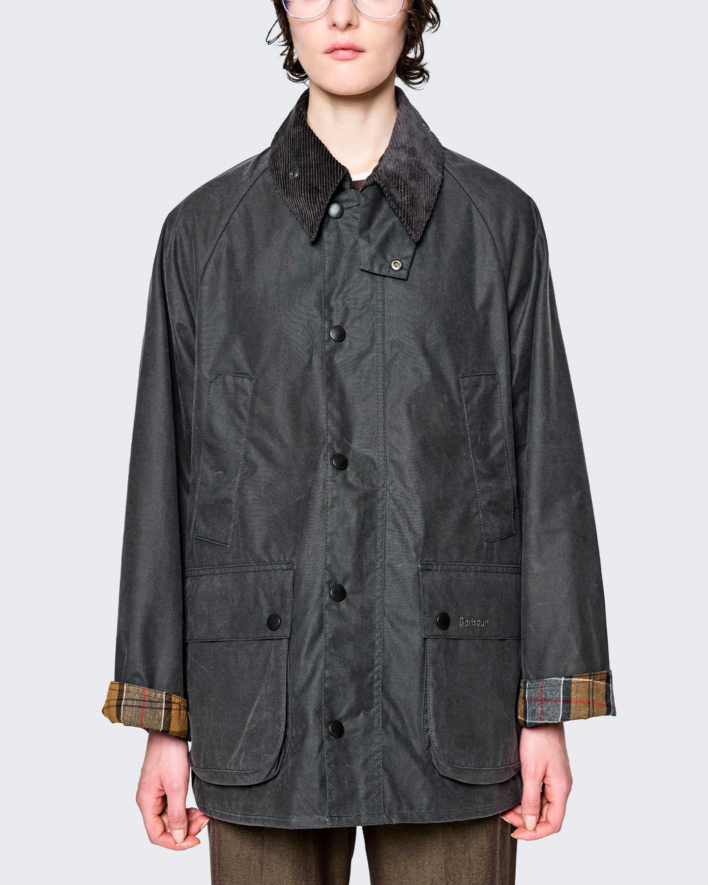 bedaleを着用した女性