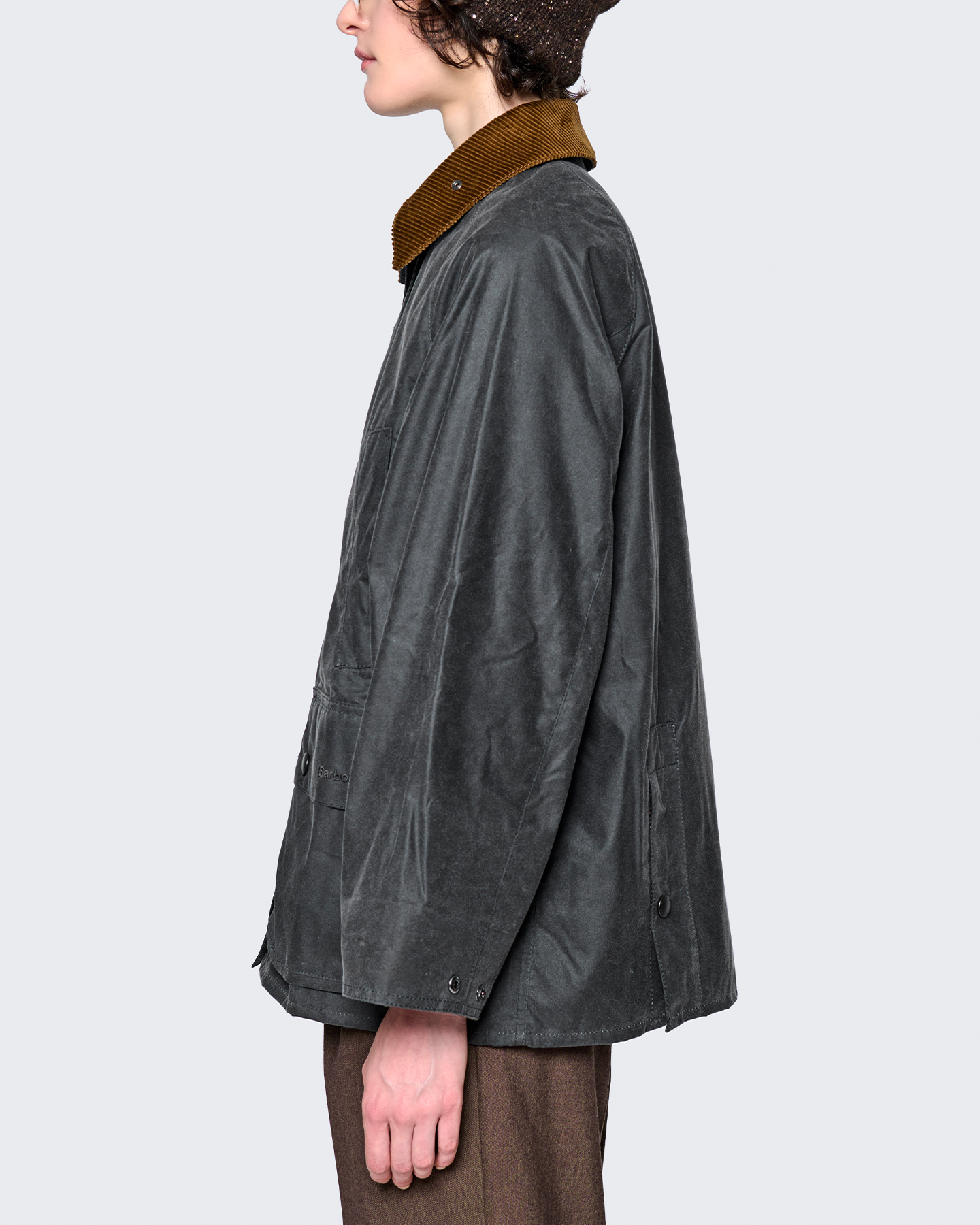 bedaleを着用した女性