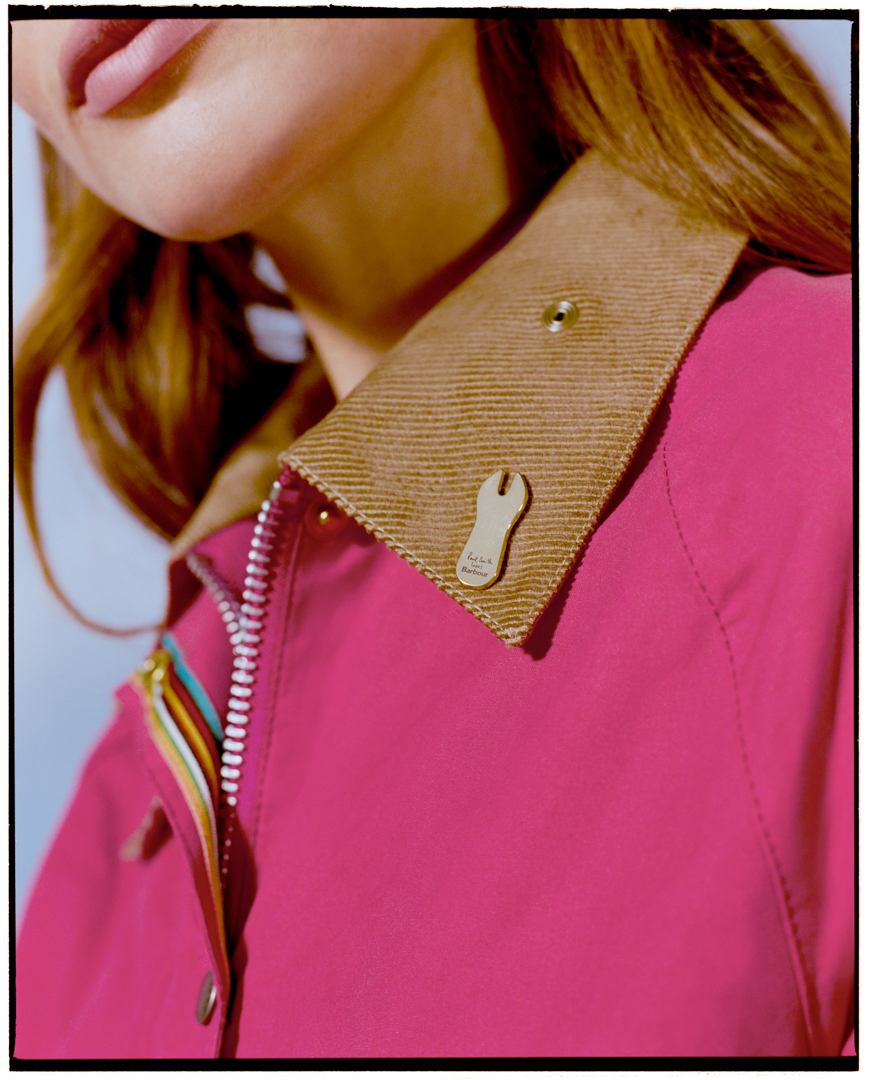 Spey Casual jacket&Tenby Teeを着用した男性