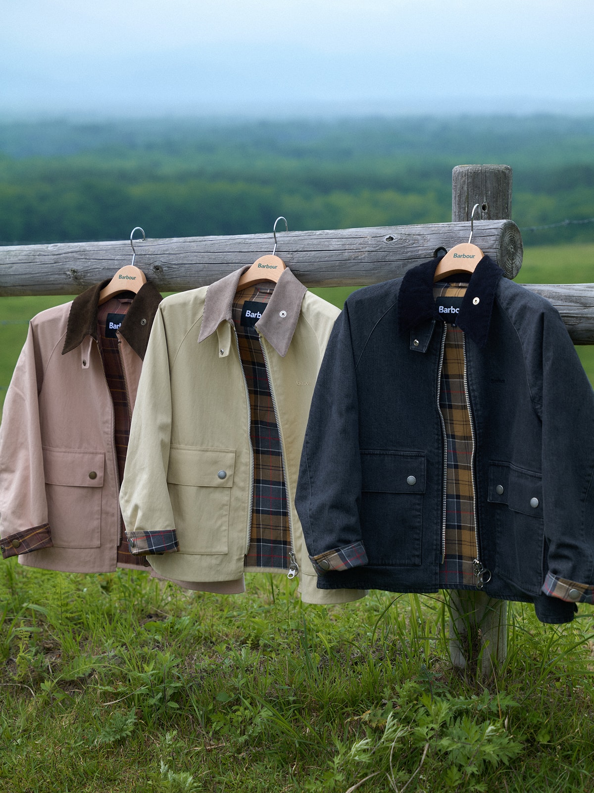 ( Left ) JACKET Cotton Nylon Crawley Jacket ／ ( Center ) JACKET Cotton Nylon Crawley Jacket ／ ( Right ) JACKET Denim Crawley Jacket