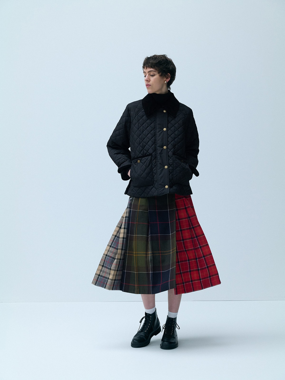 Ava Quilted Jacketを着用したルック