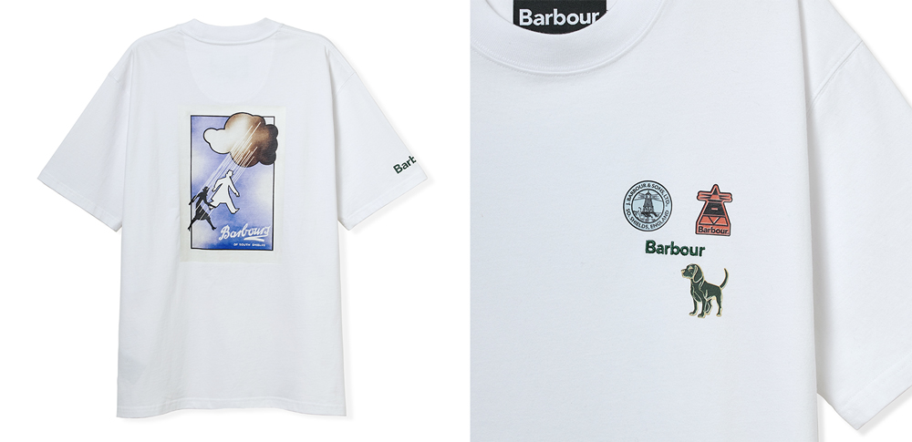 Barbourの白いTシャツ。左側には背面のイラストプリント、右側には胸元の複数のワッペンやロゴデザインの拡大